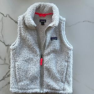 Patagonia Los Gatos fleece vest, girls girls size S 7/8, * EXCELLENT* condition